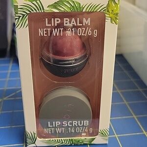 Lique Lip Balm 6g & Scrub 4g Kit NIP - Ambitious